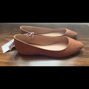 Old Navy Caramel Flats